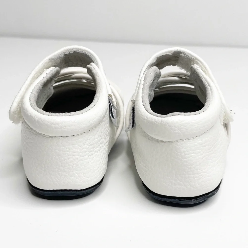 Jack and Lily My Mocs White Leather Strappy Mary Jane Moccasins